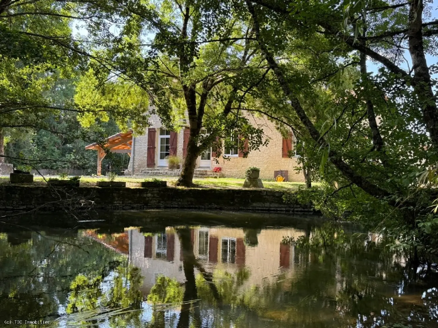  te koop huis Lizant Vienne 2
