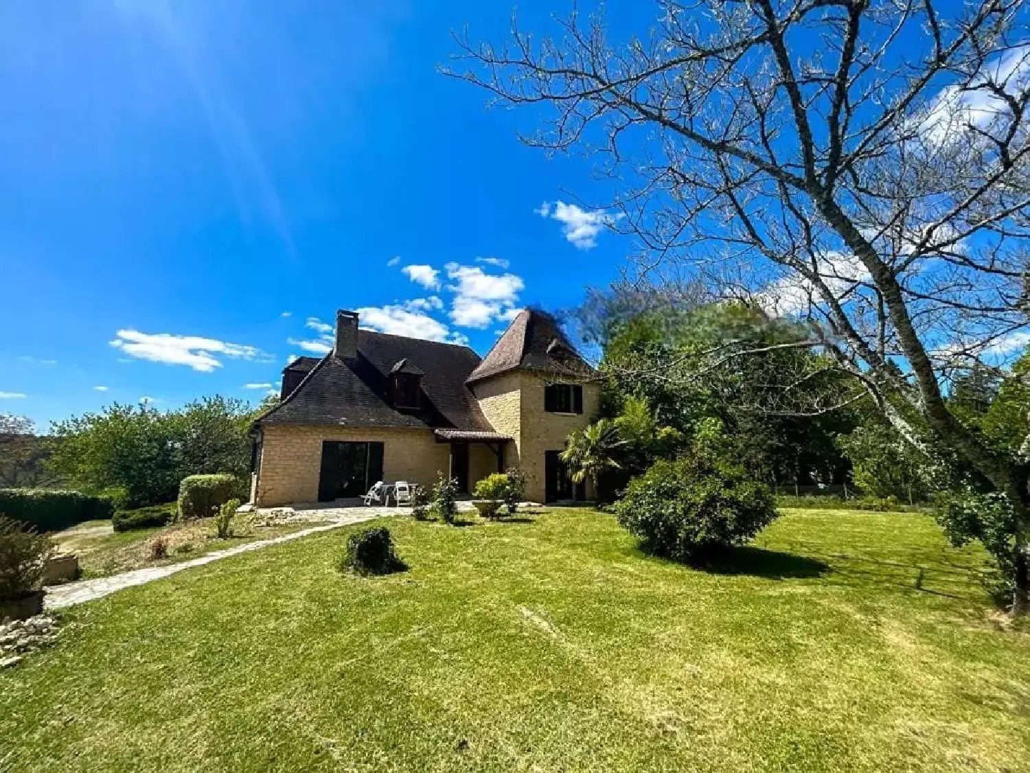  te koop huis Milhac-d'Auberoche Dordogne 2