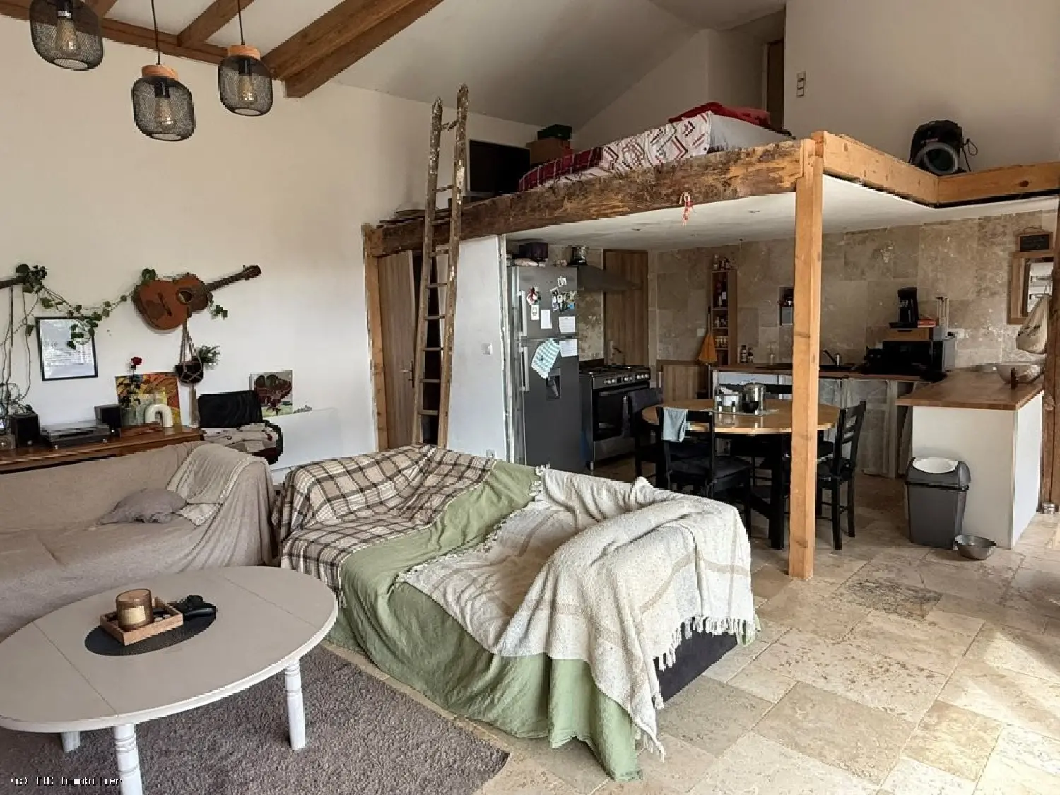  à vendre maison Nanteuil-en-Vallée Charente 5
