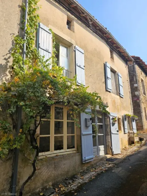 Nanteuil-en-Vallée Charente huis foto 7125737