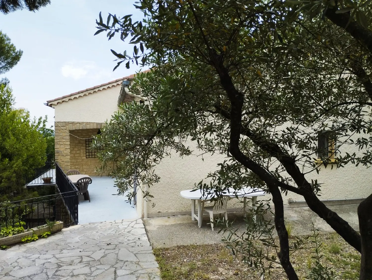  for sale house Pernes-les-Fontaines Vaucluse 2