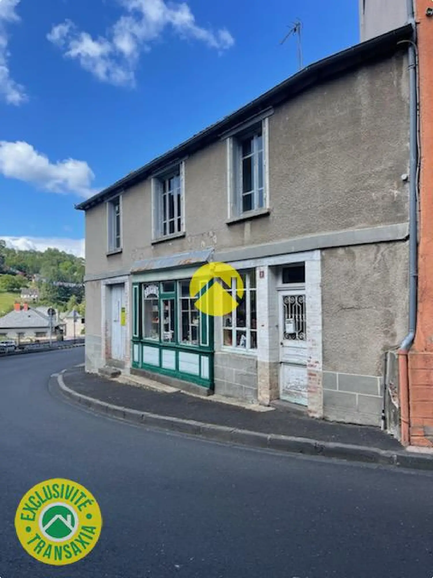  à vendre maison Pierrefort Cantal 2