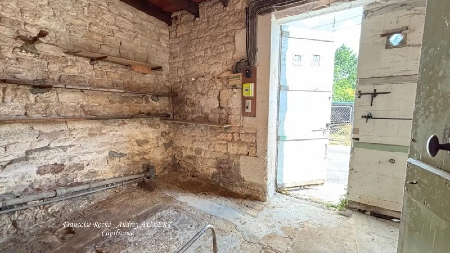  à vendre maison Port-d'Envaux Charente-Maritime 8