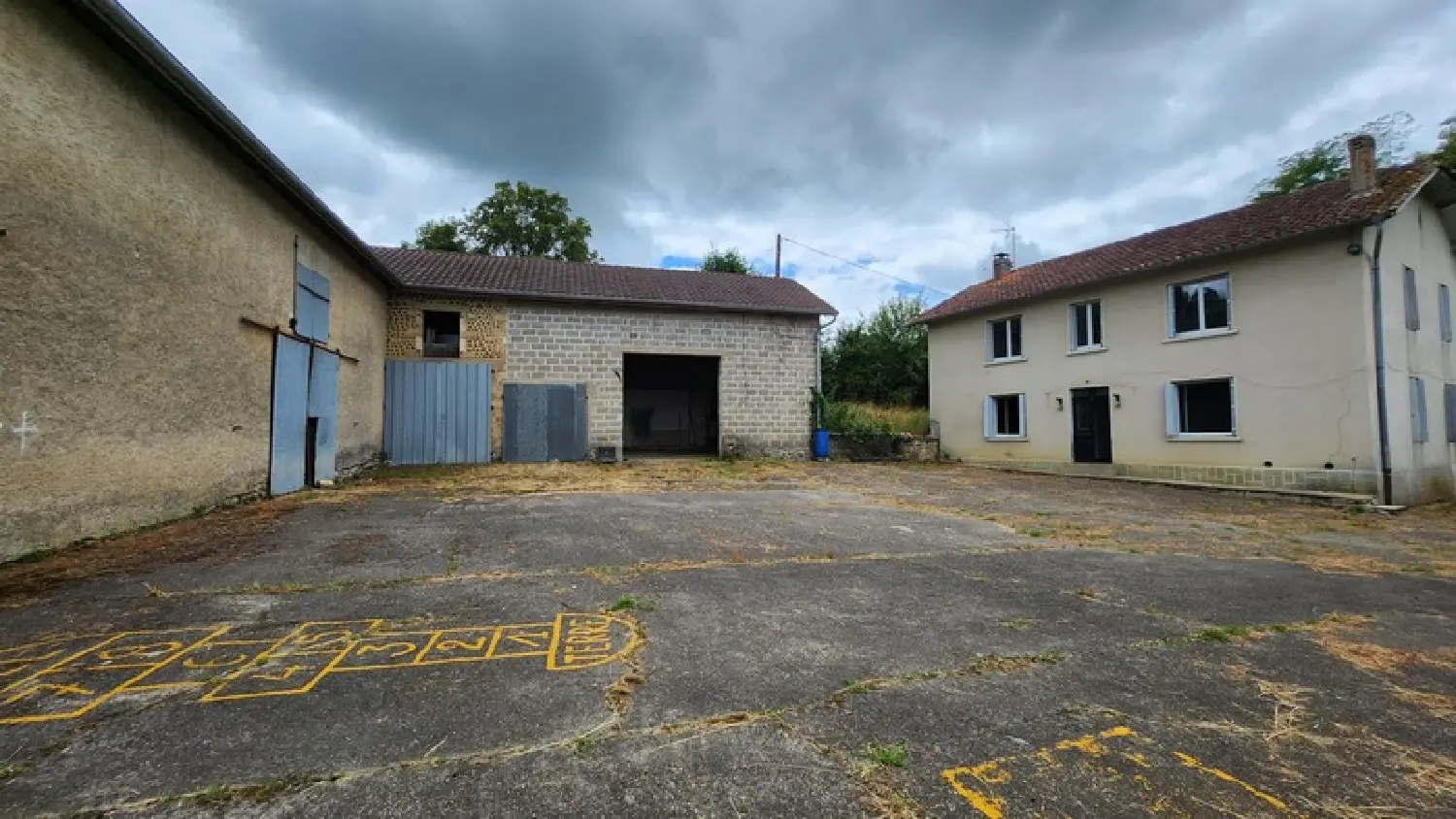  te koop huis Poursiugues-Boucoue Pyrénées-Atlantiques 3