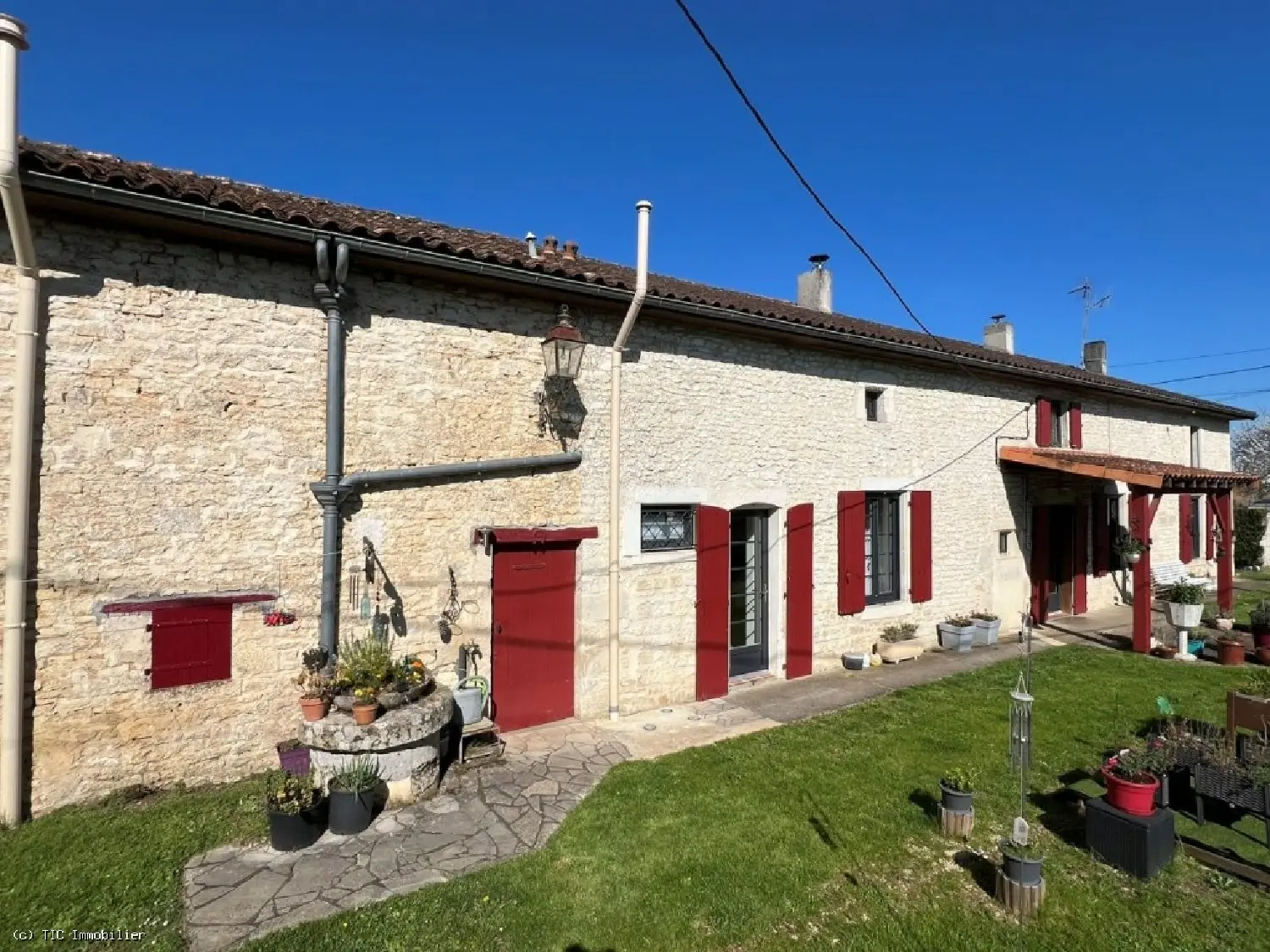  te koop huis Ruffec Charente 2