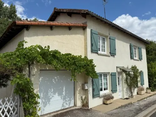 Ruffec Charente huis foto 7121066