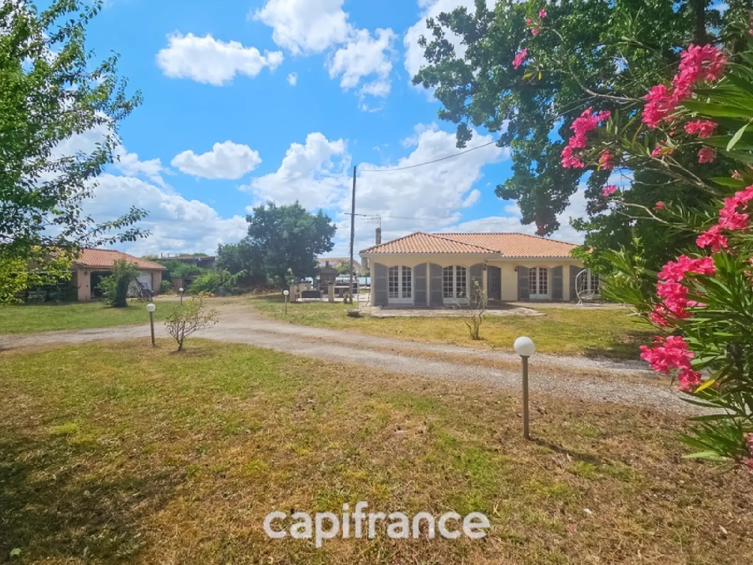  en venta casa Saint-André-de-Cubzac Gironde 1