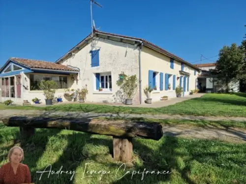Saint-Cyr-du-Doret Charente-Maritime huis foto 7127319