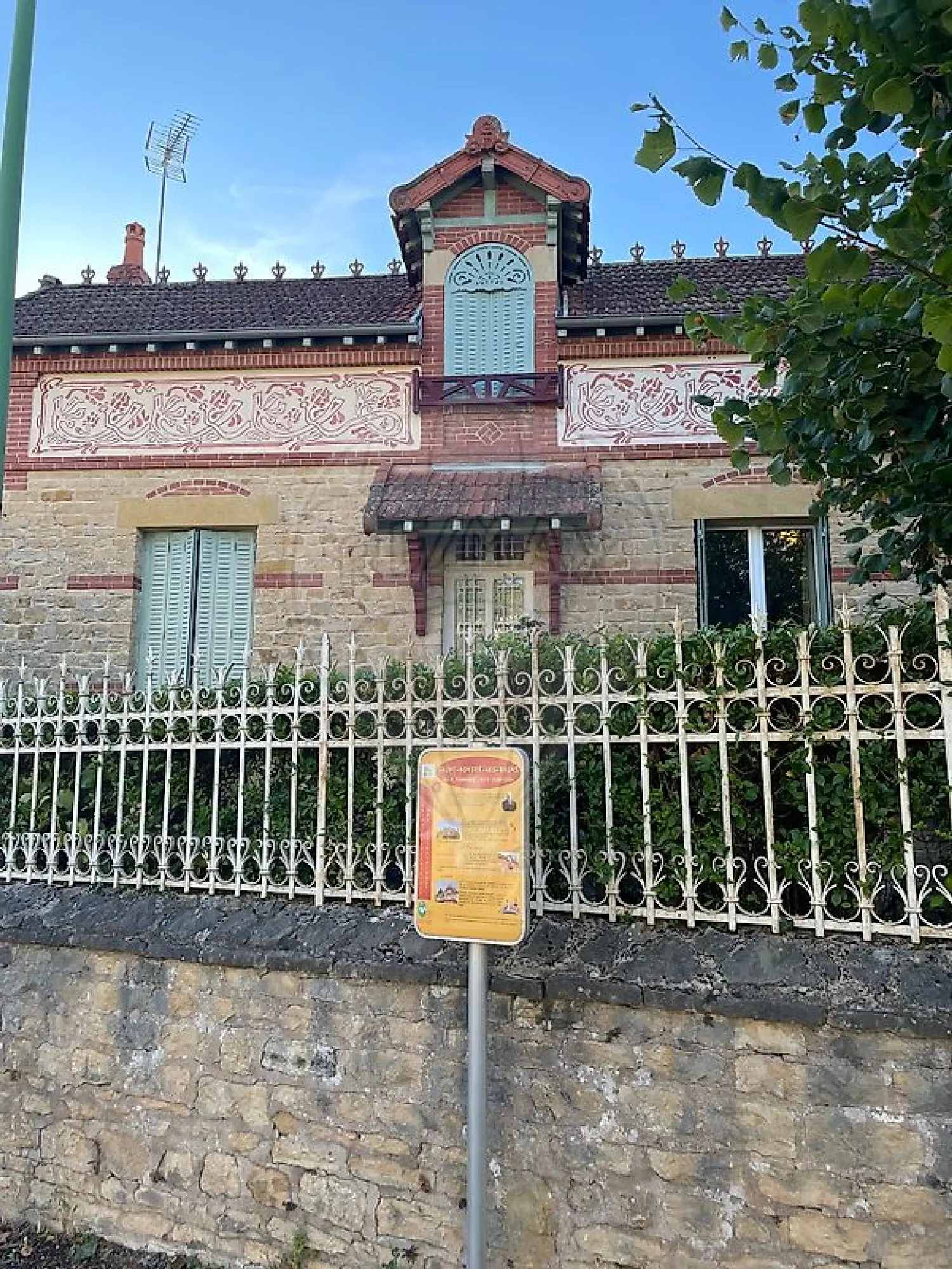  te koop huis Saint-Honoré-Les-Bains Nièvre 2