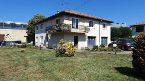 Saint-Loup-sur-Semouse Haute-Saône huis foto 7124778