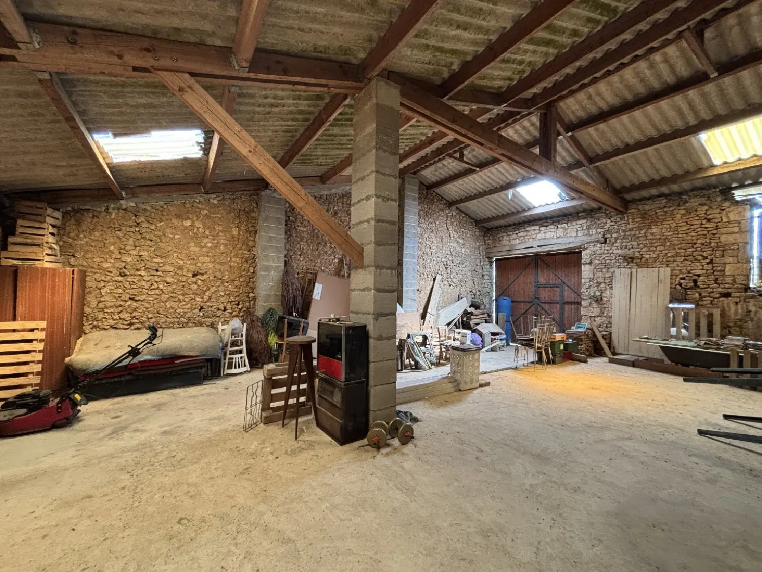 for sale house Saint-Martin-du-Clocher Charente 3