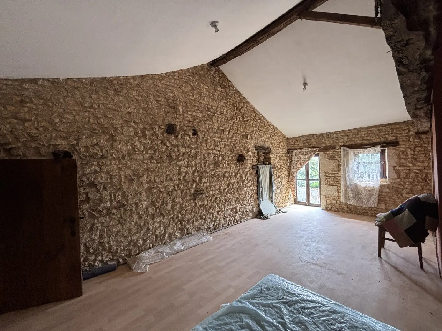  for sale house Saint-Martin-du-Clocher Charente 5