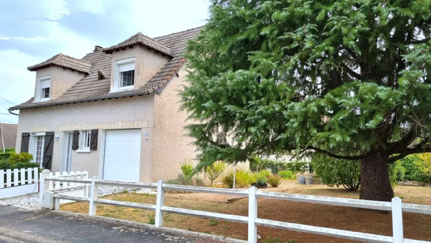  te koop huis Saint-Pantaléon-de-Larche Corrèze 2