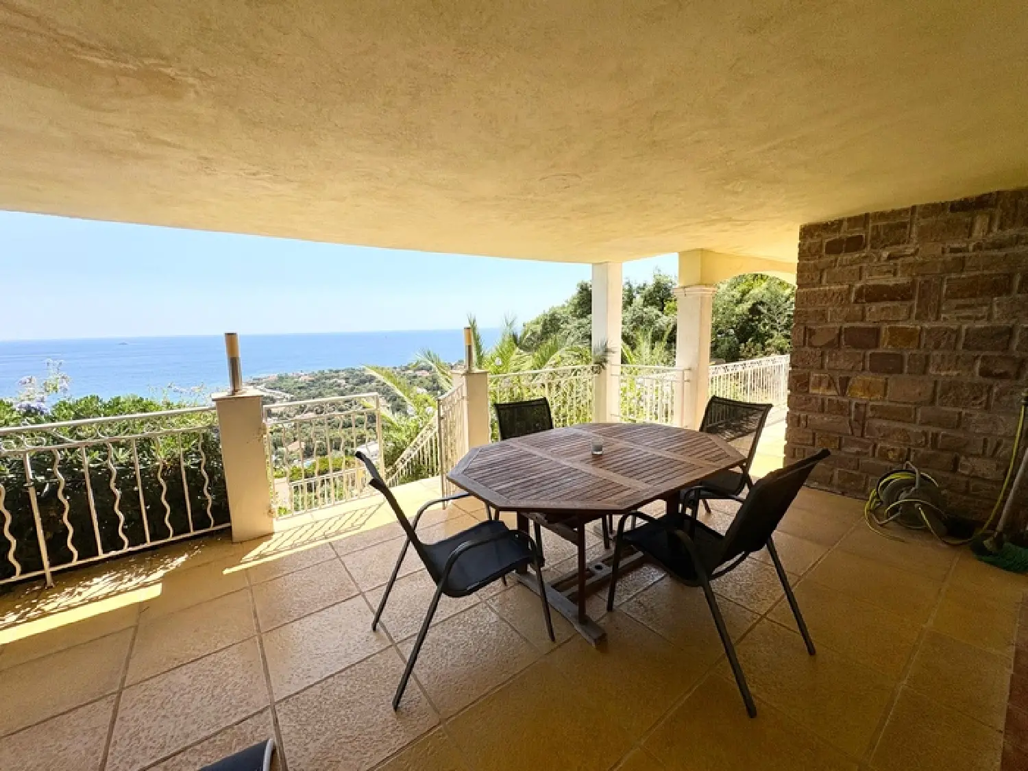  for sale house Saint-Raphaël Var 7