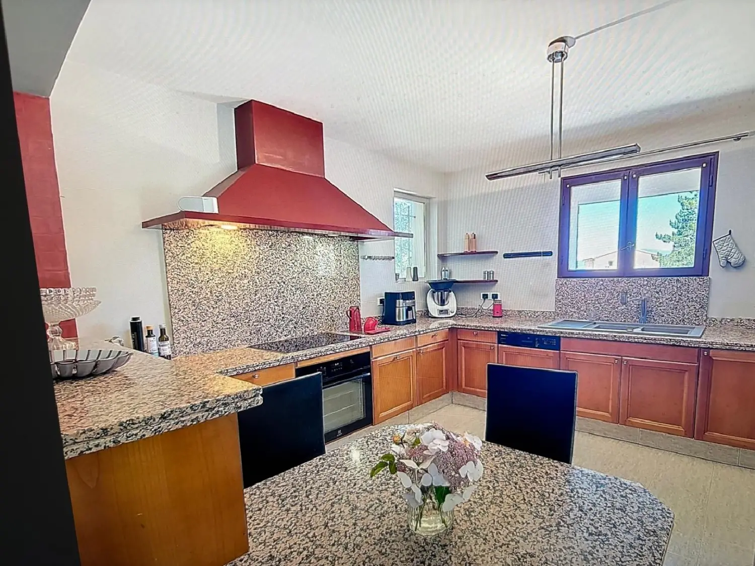  for sale house Saint-Saturnin-lès-Avignon Vaucluse 6