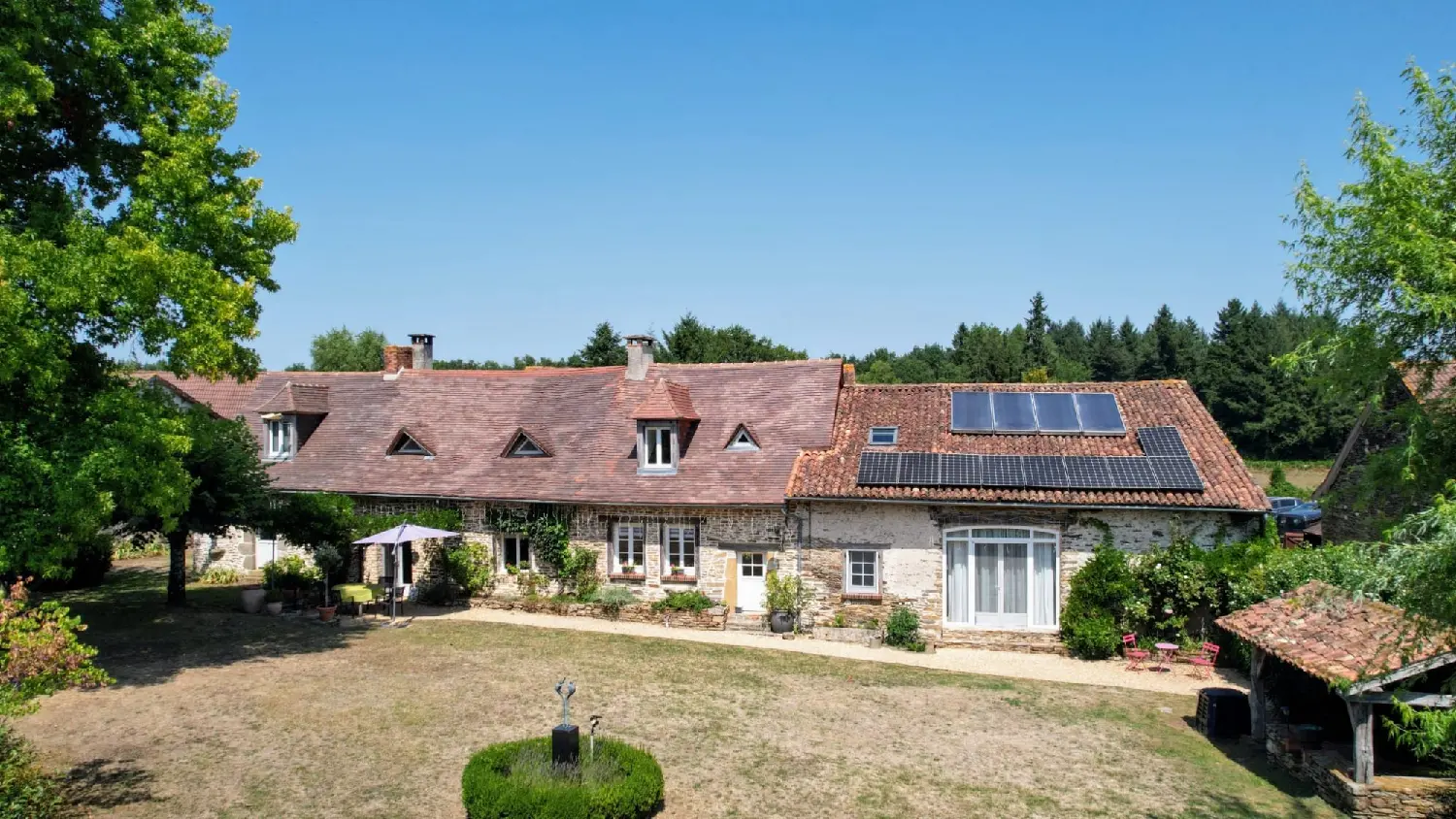  en venta casa Saint-Saud-Lacoussière Dordoña 1