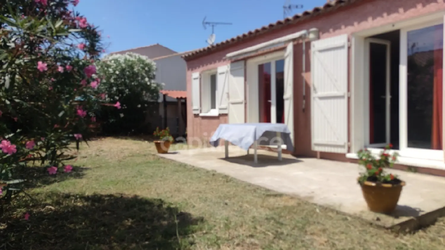  en venta casa Sauvian Hérault 2