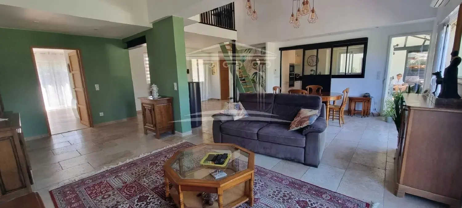  for sale house Sorgues Vaucluse 4