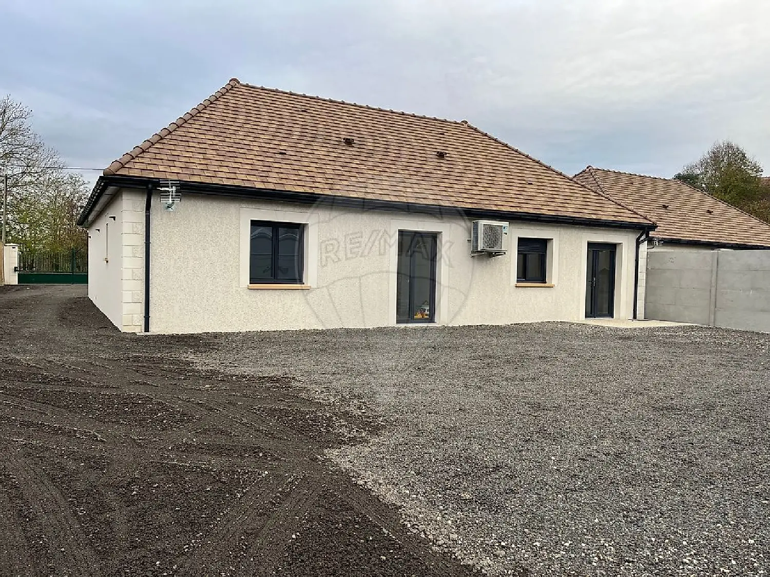  à vendre maison Villeneuve-la-Guyard Yonne 2