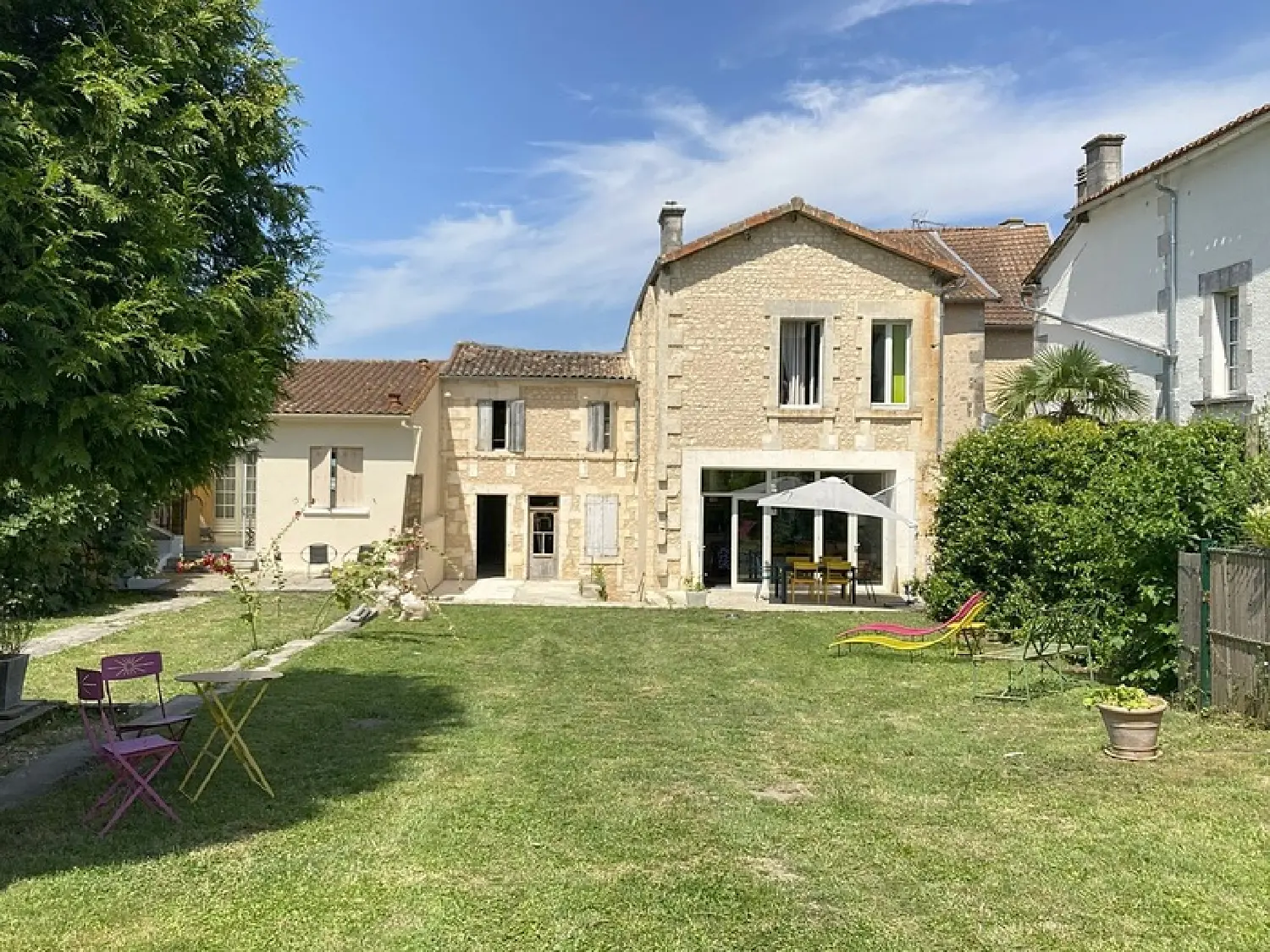  en venta mansión Saint-Hilaire Charente 1