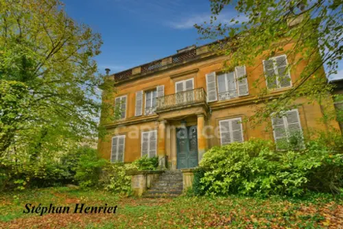 Vouziers Ardennes herenhuis foto 7127363