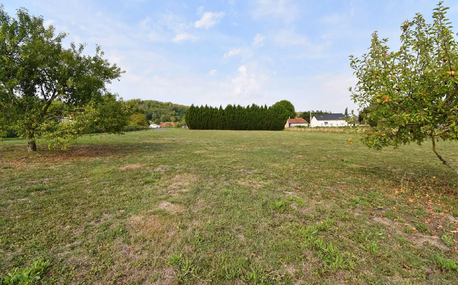  te koop terrein Creuzier-le-Neuf Allier 1