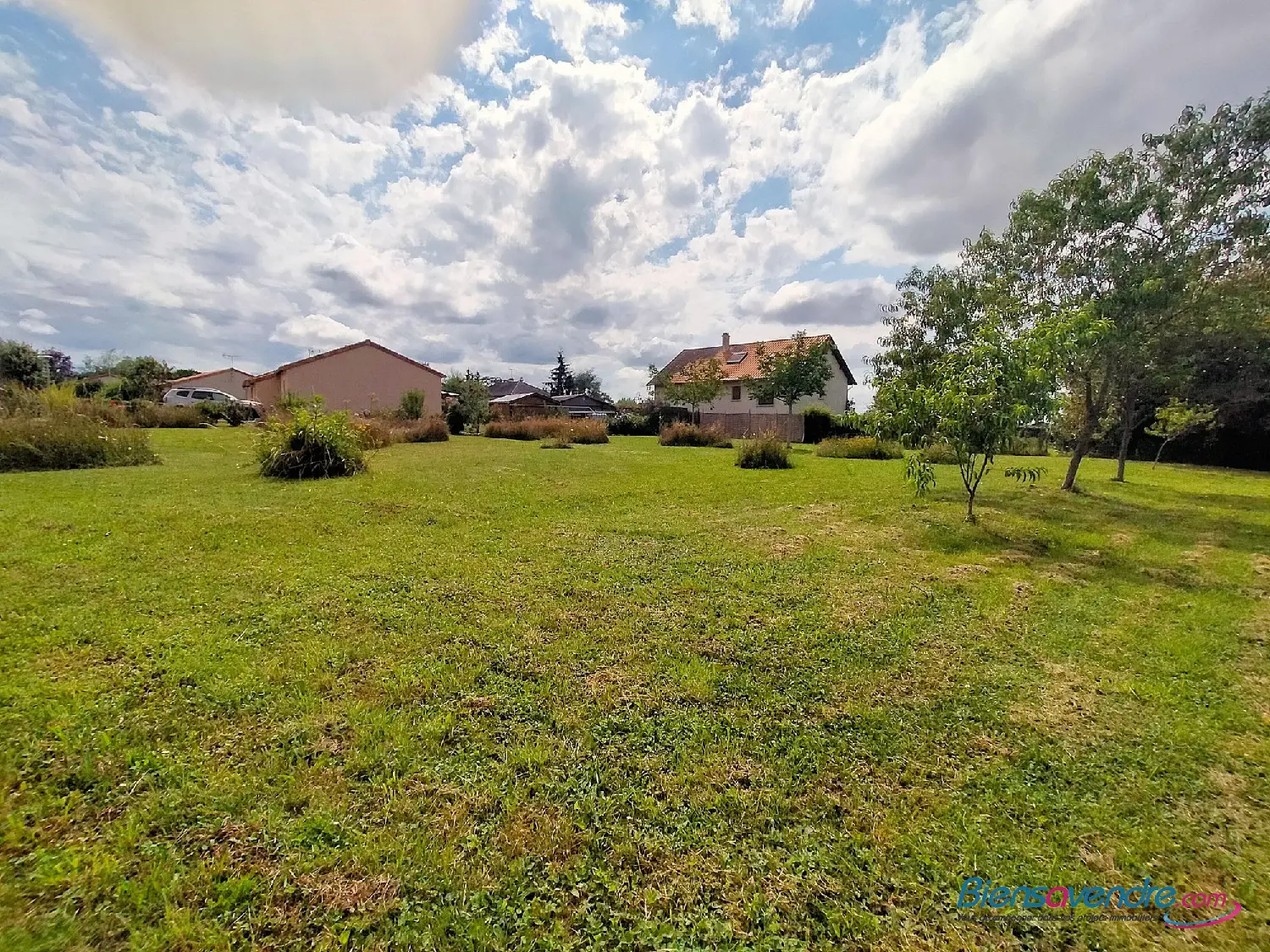  te koop terrein L'Isle-Jourdain Vienne 1