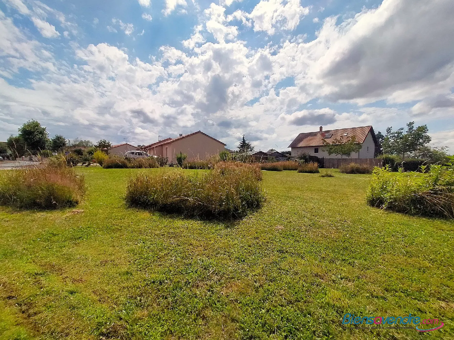  te koop terrein L'Isle-Jourdain Vienne 2
