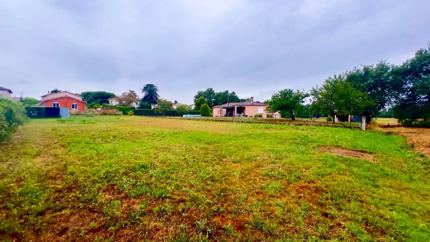  te koop terrein Labastide-Saint-Pierre Tarn-et-Garonne 2