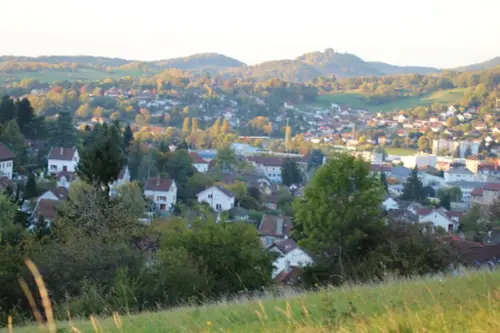 Lons-le-Saunier Jura terrein foto 7118170