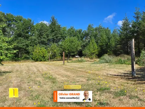 Oradour-sur-Glane Haute-Vienne terrain foto 7117192