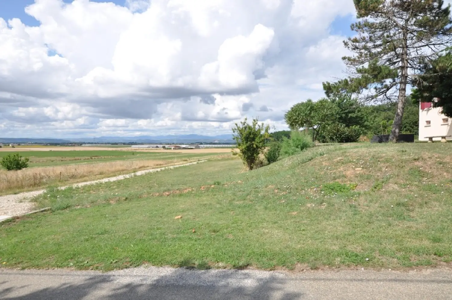  en venta terreno Pact Isère 2