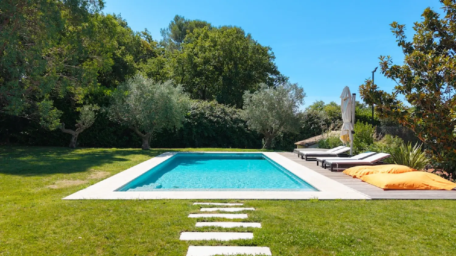  à vendre villa Aix-en-Provence Bouches-du-Rhône 4