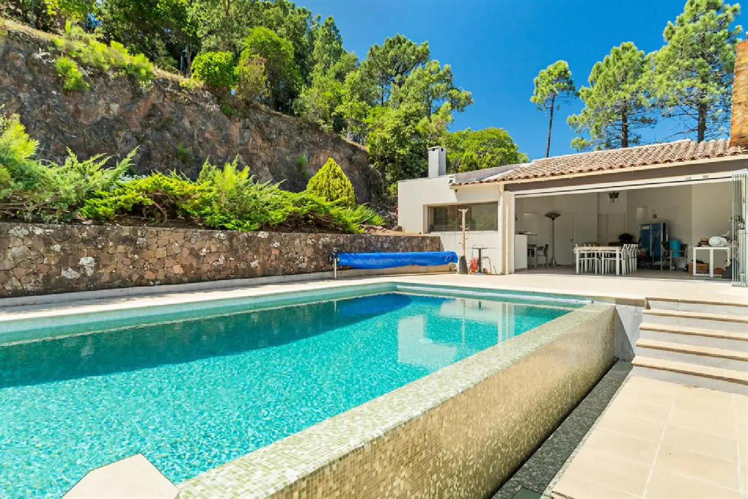  for sale villa Bagnols-en-Forêt Var 7