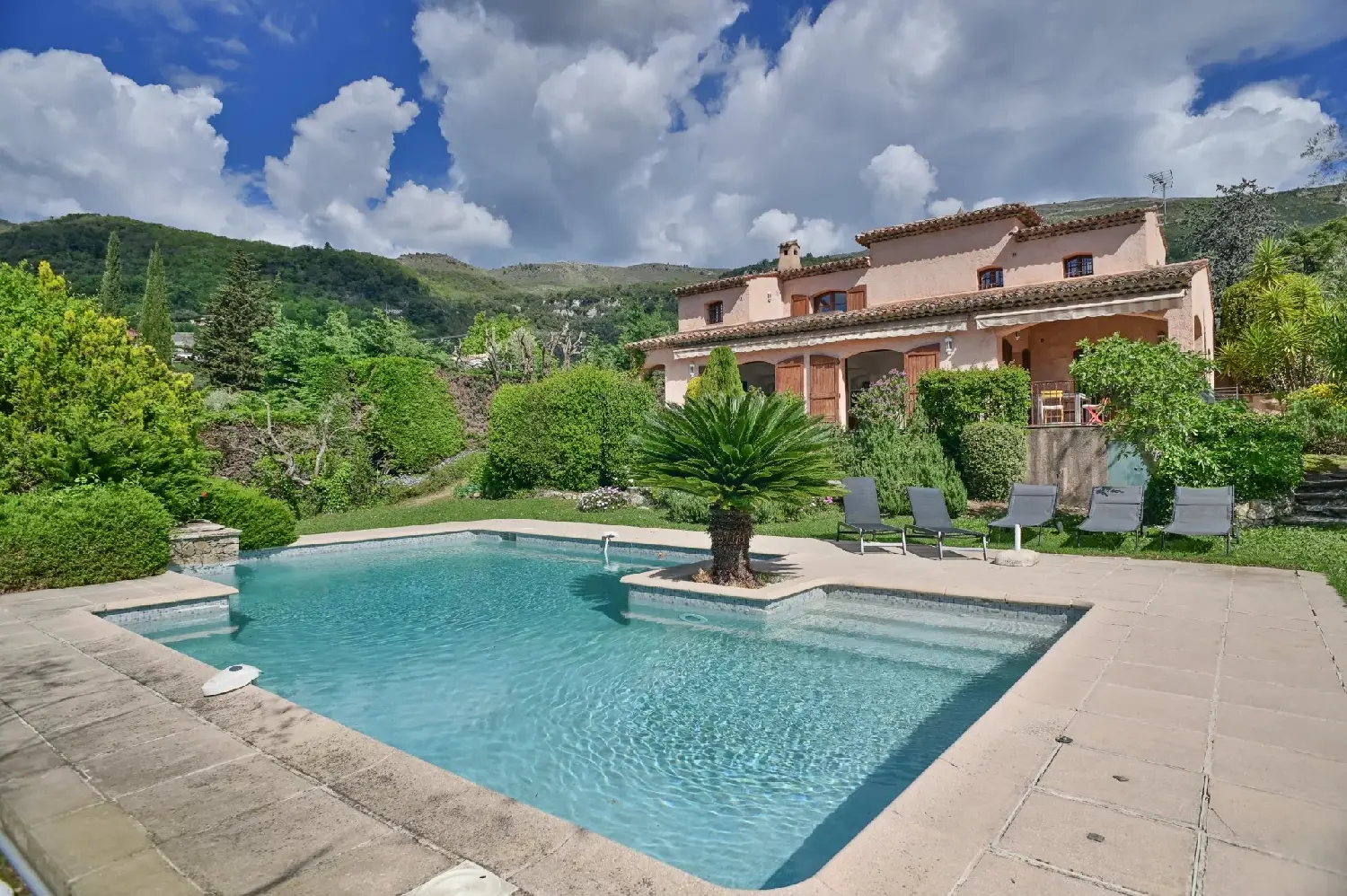  en venta villa Coursegoules Alpes-Maritimes 2