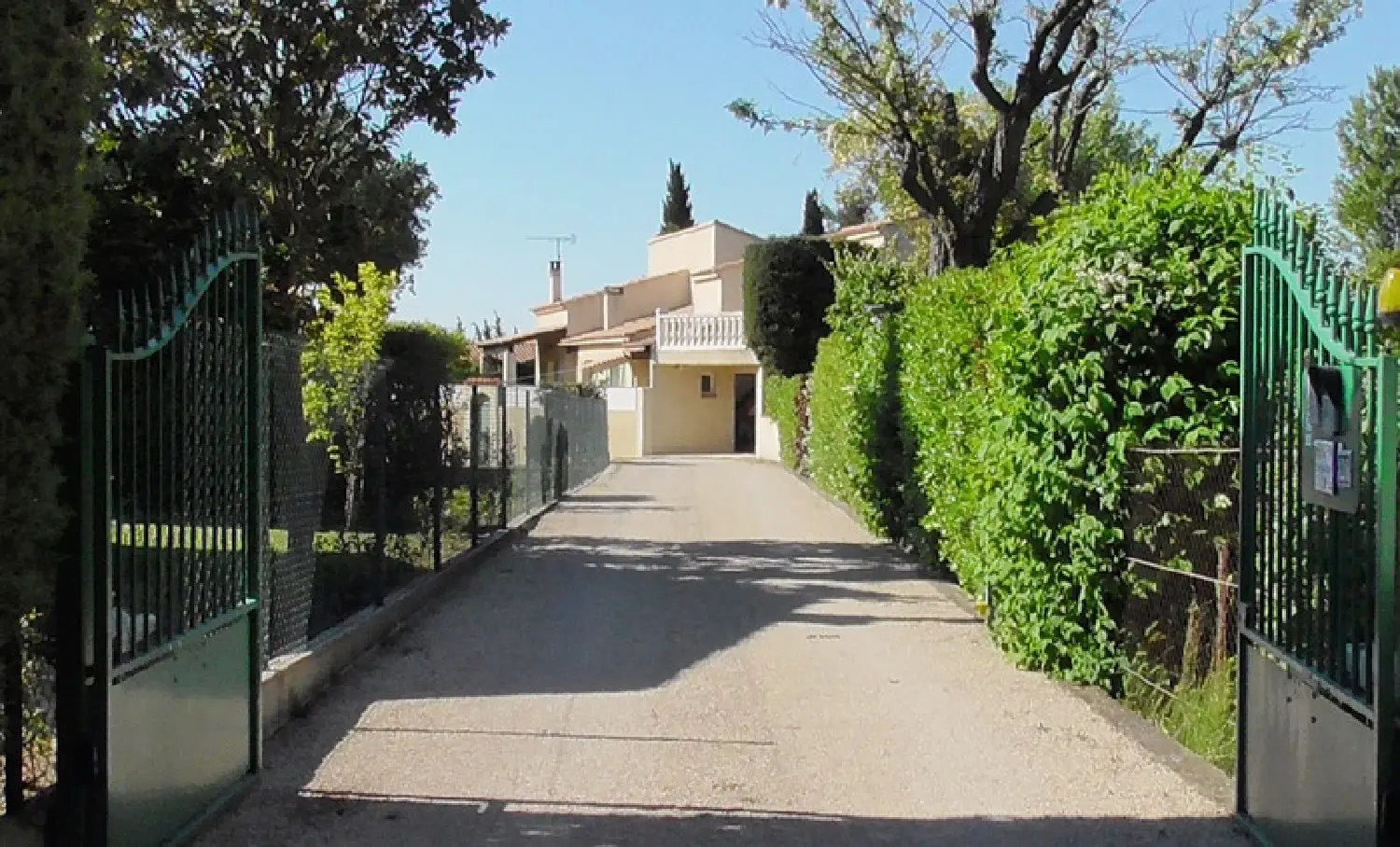  for sale villa Eyguières Bouches-du-Rhône 2