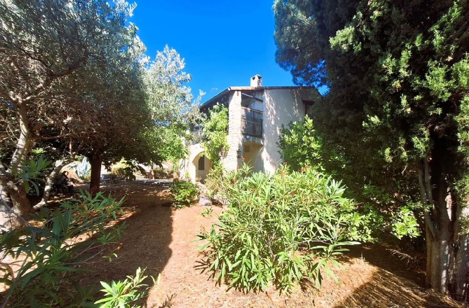  for sale villa Lamanon Bouches-du-Rhône 1