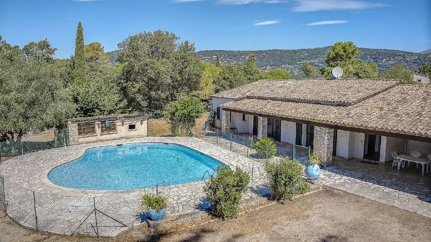  for sale villa Peymeinade Alpes-Maritimes 3
