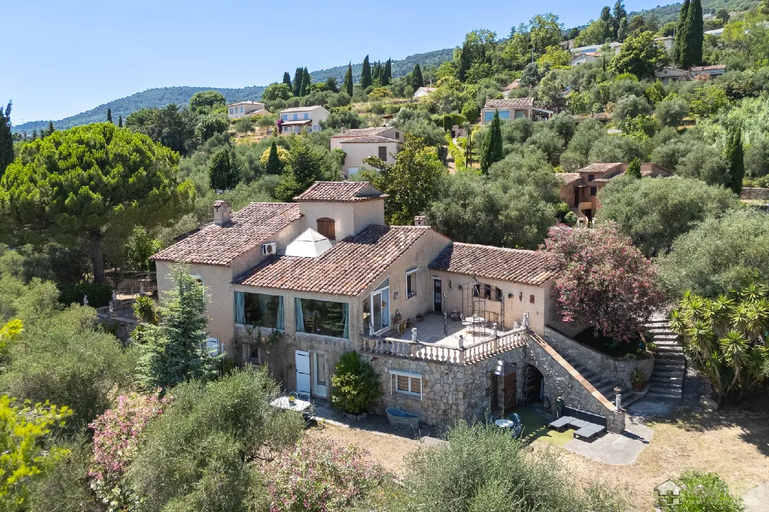  te koop villa Peymeinade Alpes-Maritimes 3