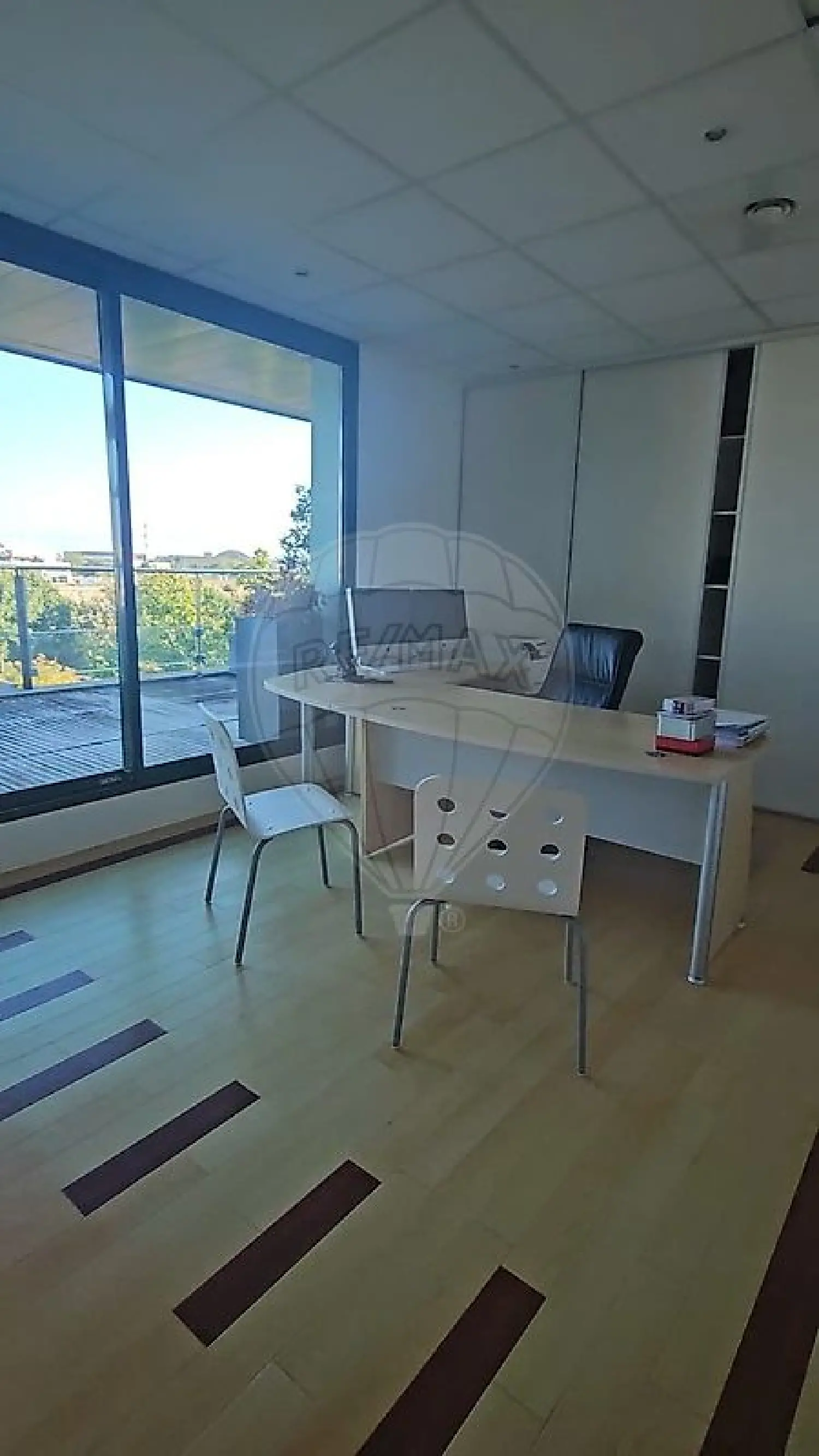  te koop kantoor La Rochelle Charente-Maritime 1