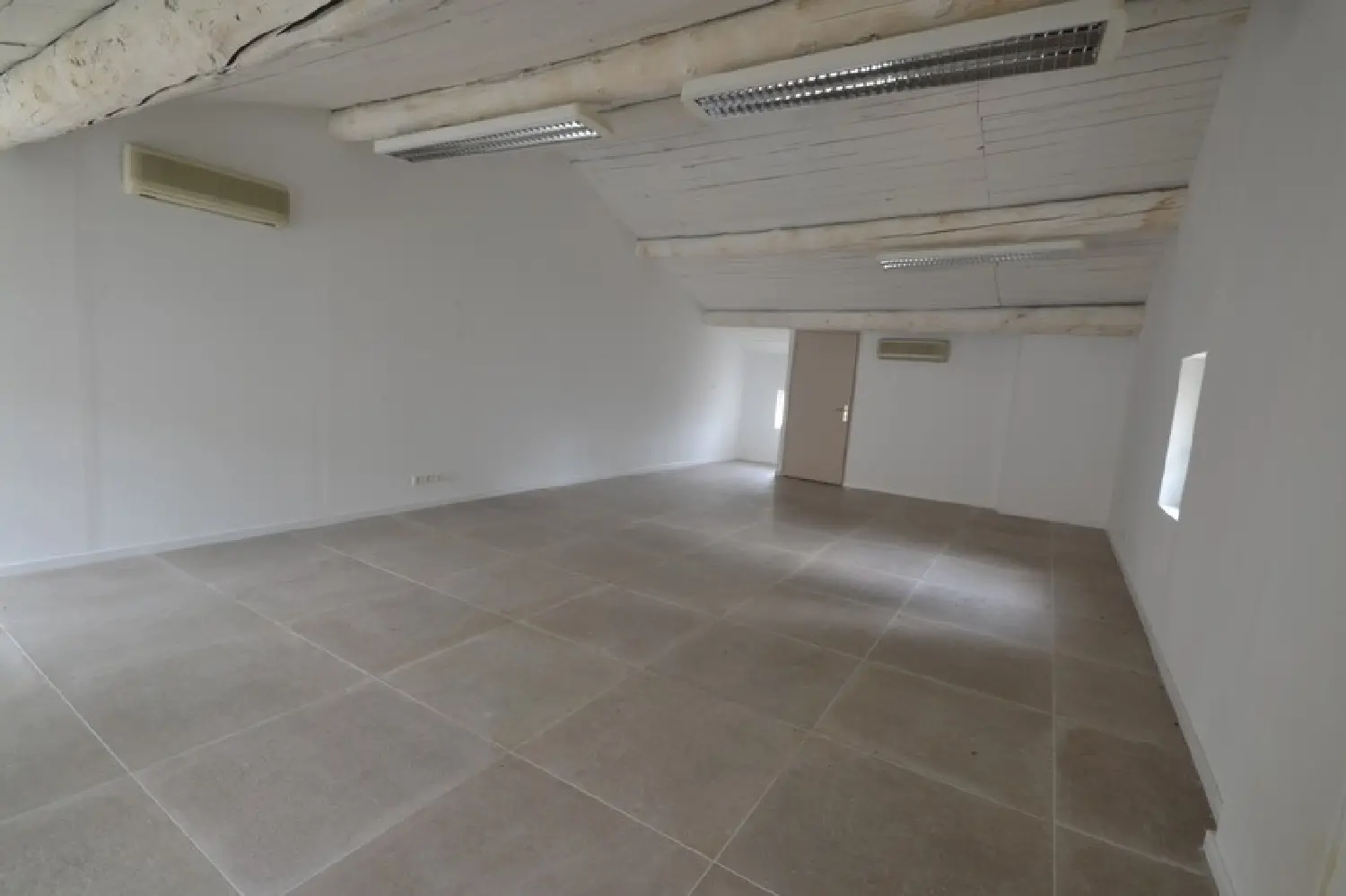  te koop kantoor Montfavet Vaucluse 2