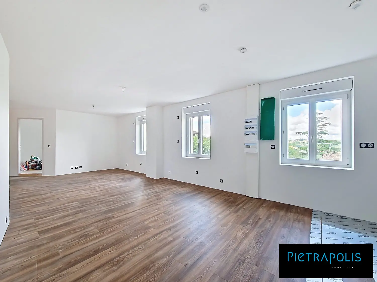  for sale office Ranchal Rhône 2