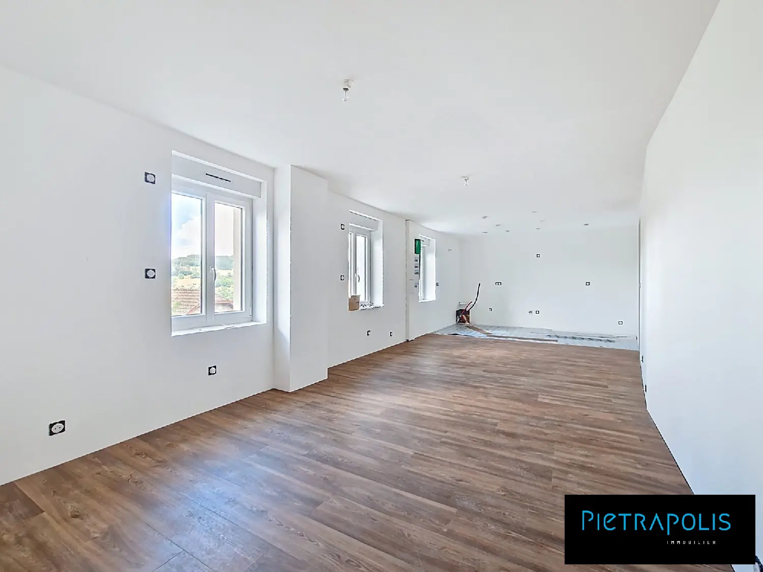  for sale office Ranchal Rhône 3