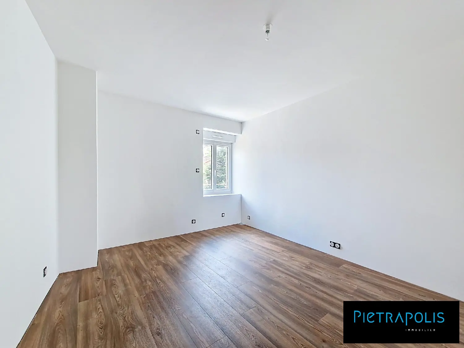  for sale office Ranchal Rhône 4