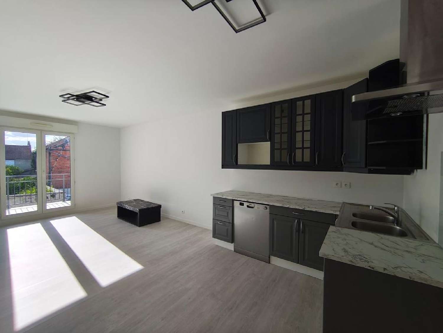  te koop appartement Aubergenville Yvelines 1