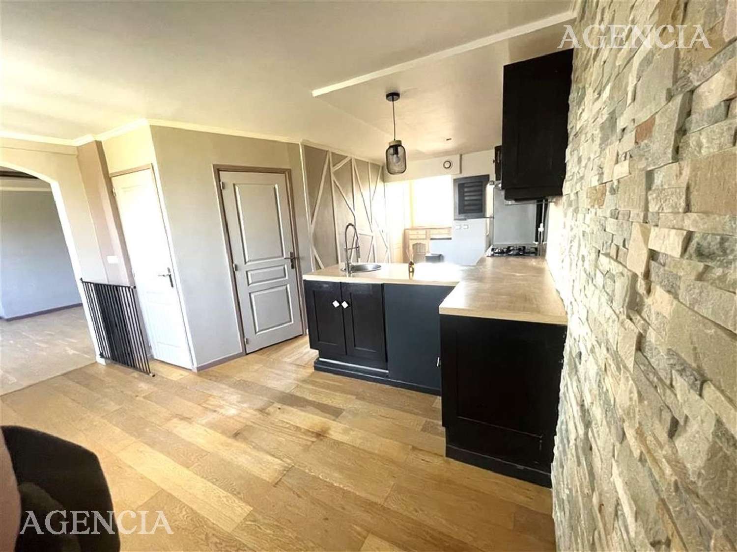  kaufen Wohnung/ Apartment Brie-Comte-Robert Seine-et-Marne 1