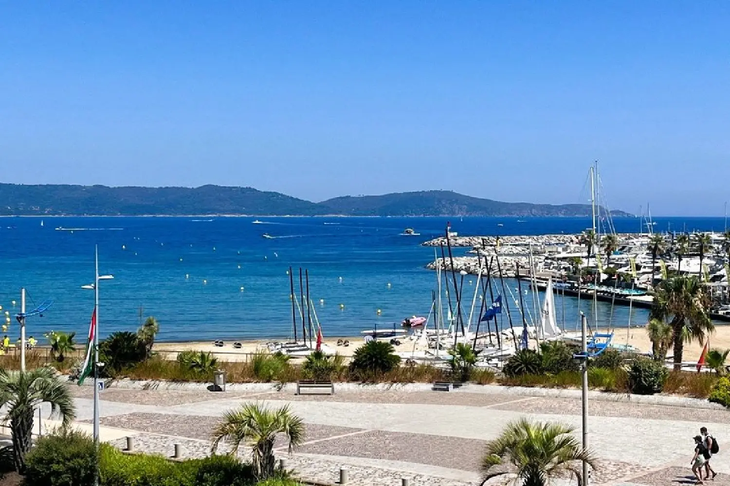  à vendre appartement Cavalaire-sur-Mer Var 1