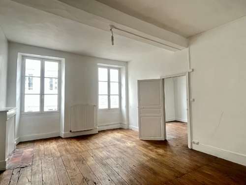 Confolens Charente apartment foto 7141326