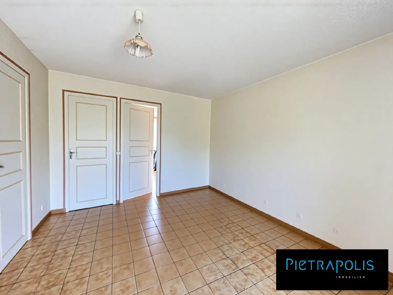  te koop appartement Genay Rhône 1