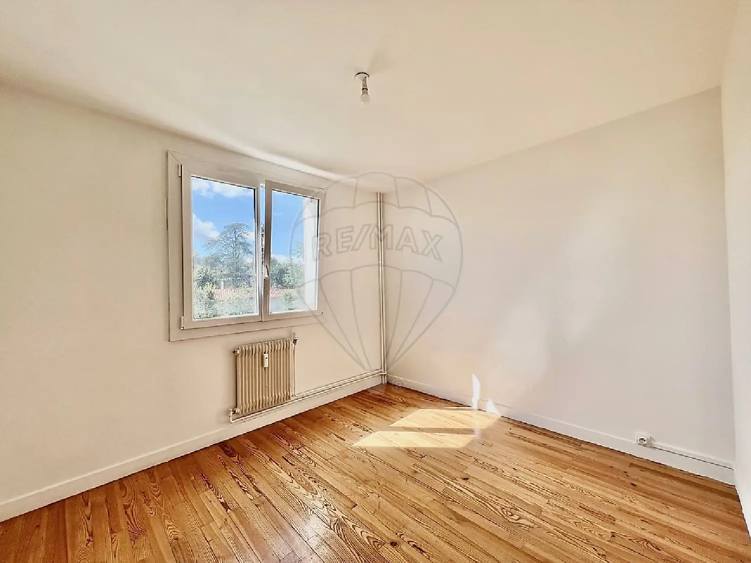  for sale apartment Limas Rhône 6